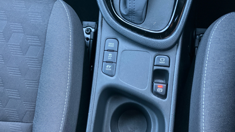 Toyota Yaris 1.5 Hybrid Design 5dr CVT Hybrid Hatchback